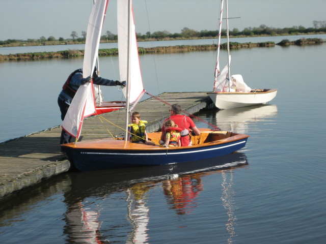 Miracle Dinghy Sail No. 3504 - For Sale - Show Ad Beaver Sailing Club